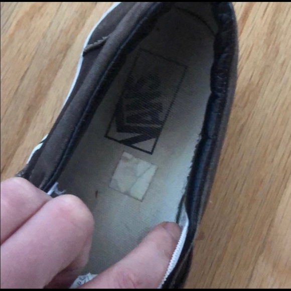 Vans - Picture 3 of 5